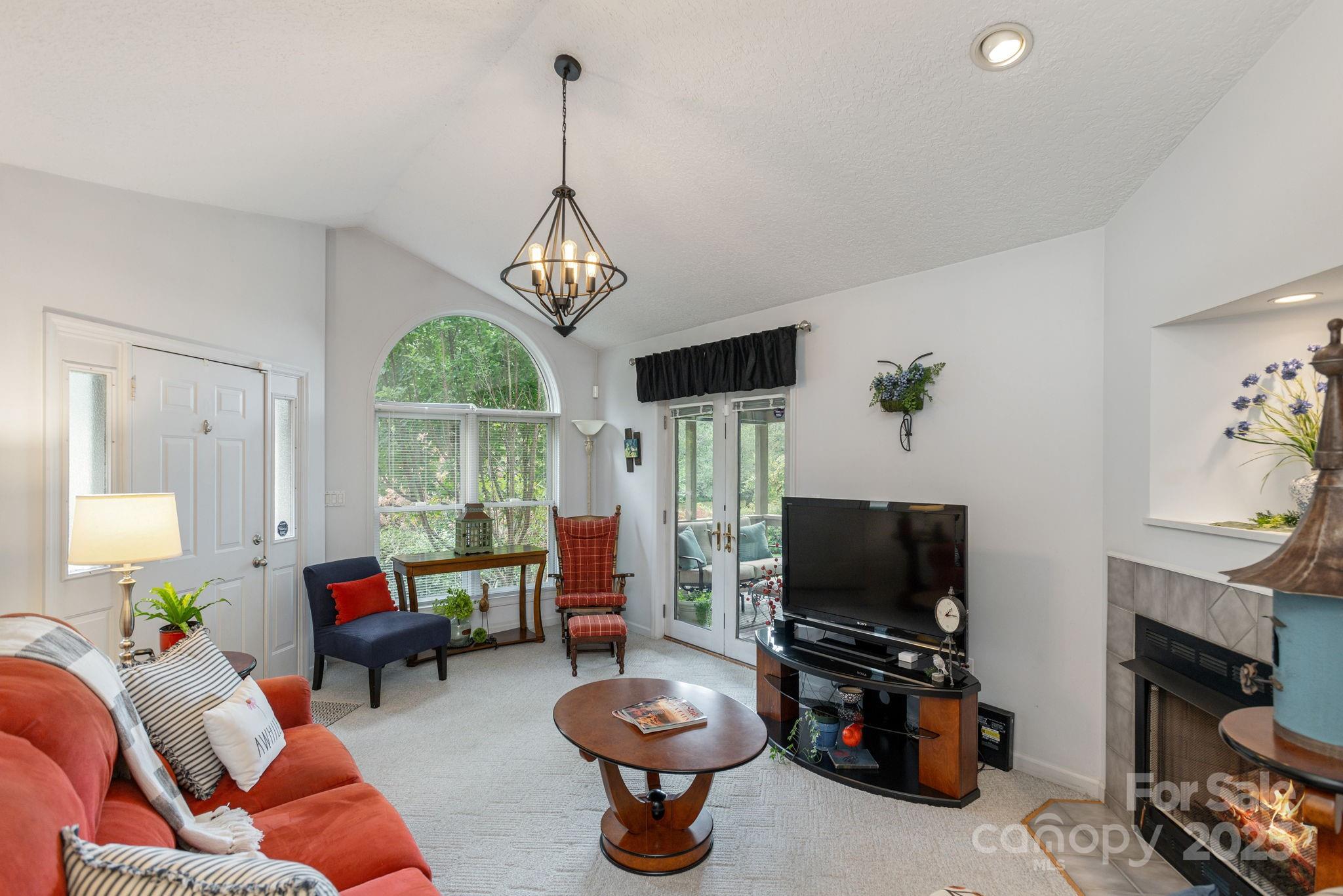 26 Harris Road Fairview, NC 28730 - Photo 7 of 48 Gallery Image 7