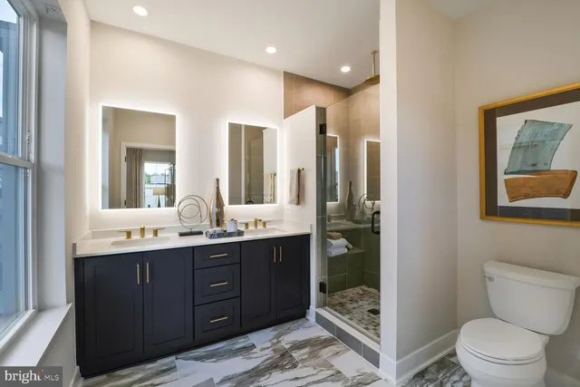 a view of a walk in closet