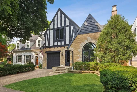 $849,900 | 5940 North Knox Avenue, Chicago, IL 60646