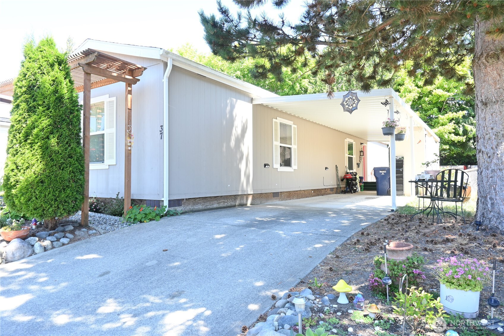 29401 Military Road South, Unit 37 Federal Way, WA 98003 - Photo 3 of 19 Gallery Image 3