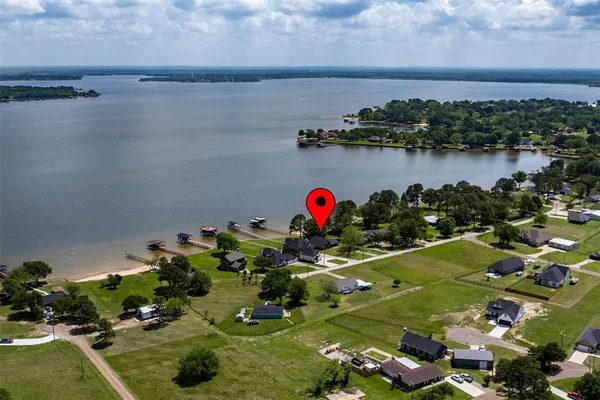 $759,000 | 238 Matador Ranch Road, Trinidad, TX 75163