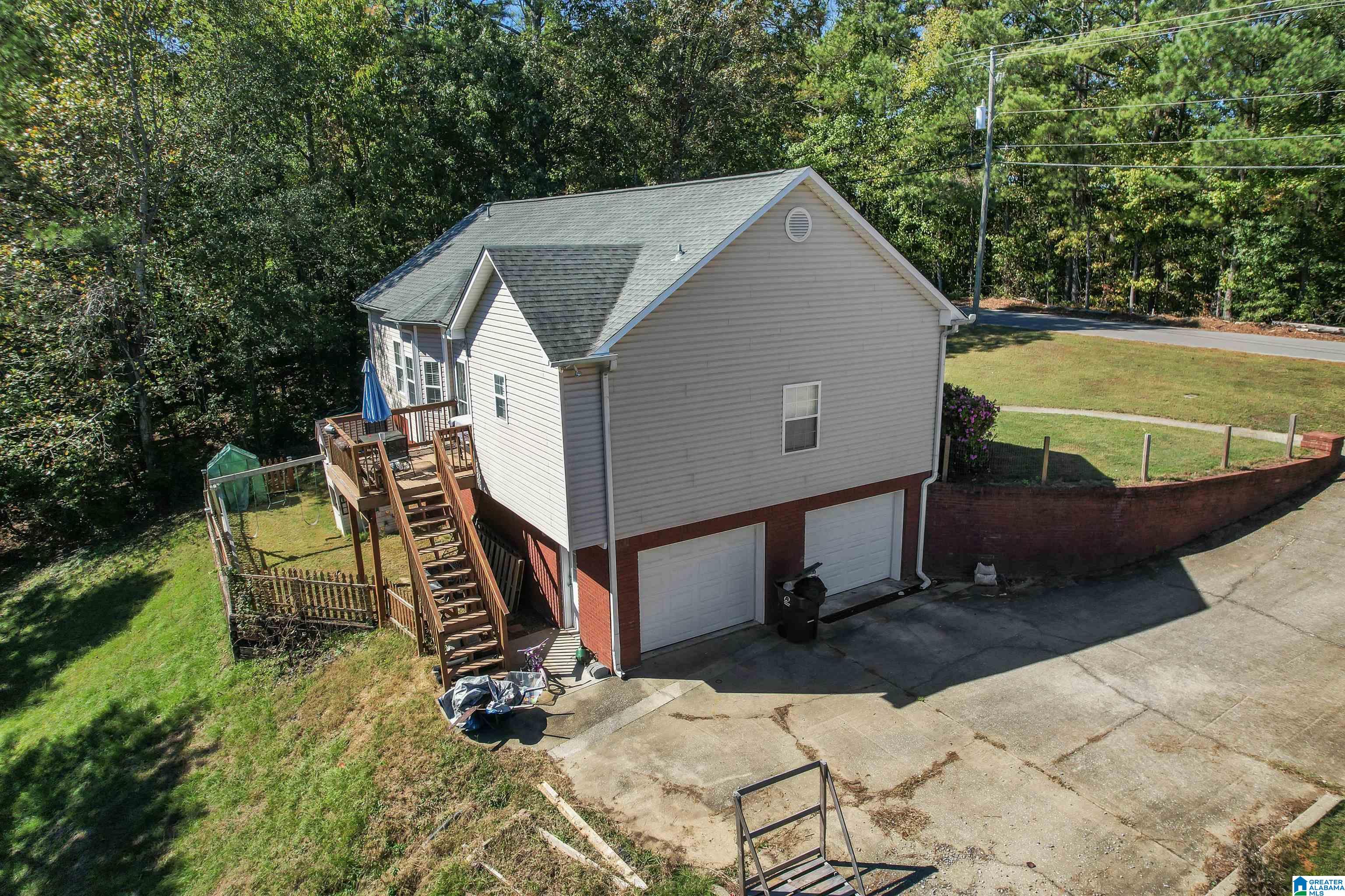 215 Woodland Ridge Road Odenville, AL 35120 - Photo 4 of 31
