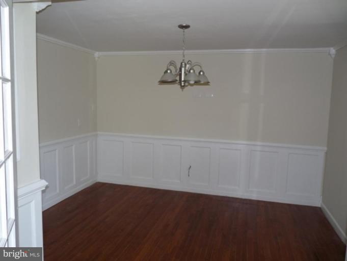 10127 Old Liberty Road Frederick, MD 21701 - Photo 8 of 8 a view of a room with shelf