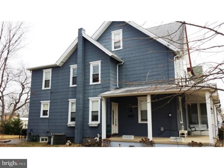 607 Bridgeboro Street Riverside, NJ 08075 - Photo 2 of 19