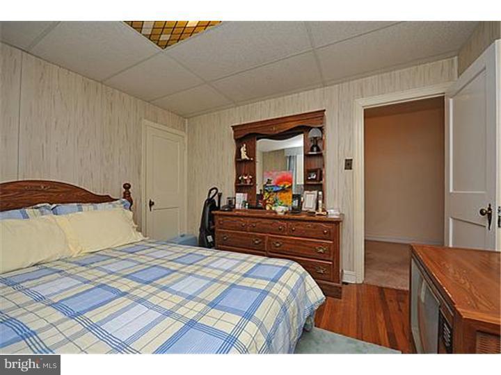 5746 Drexel Road Philadelphia, PA 19131 - Photo 17 of 25 Bedroom 3