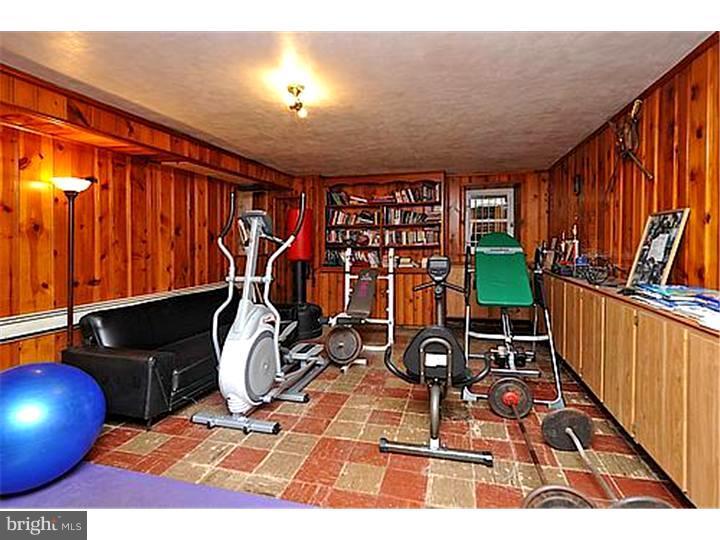 5746 Drexel Road Philadelphia, PA 19131 - Photo 21 of 25 Basement - Finished