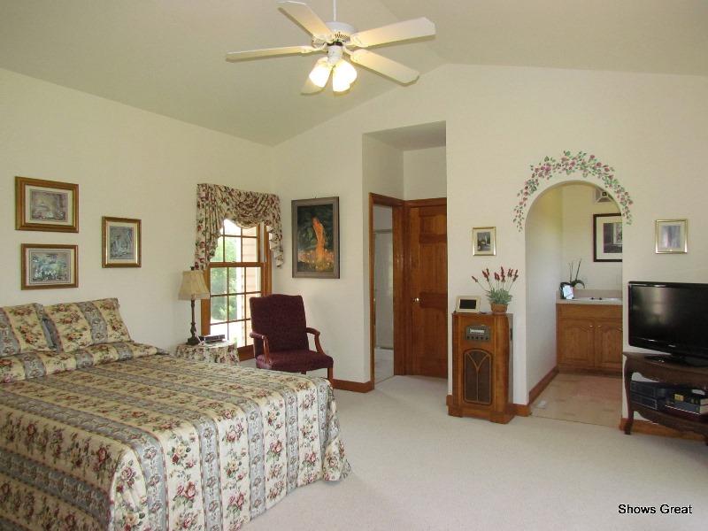5563 Alean Road Boones Mill, VA 24065 - Photo 17 of 32 Master Suite #1 - Entry