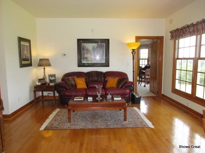 5563 Alean Road Boones Mill, VA 24065 - Photo 5 of 32 Sitting Area