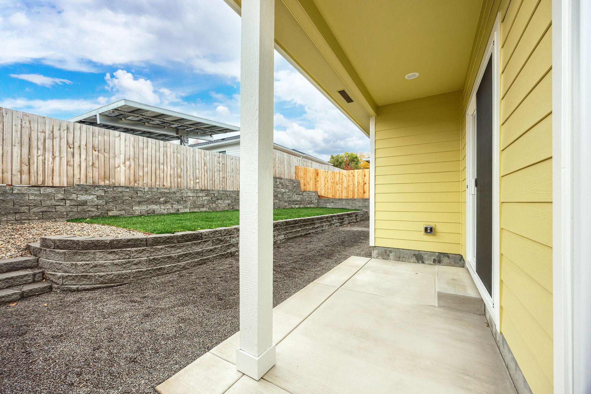 356 Randy Street Ashland, OR 97520 - Photo 36 of 41 Back Porch