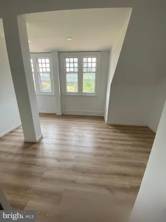 $1,300 | 260 West Johnson Street, Unit 5L, Philadelphia, PA 19144