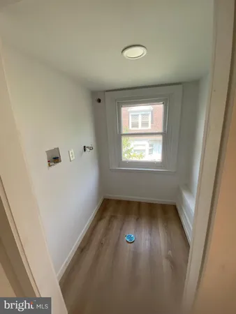 $1,300 | 260 West Johnson Street, Unit 5L, Philadelphia, PA 19144