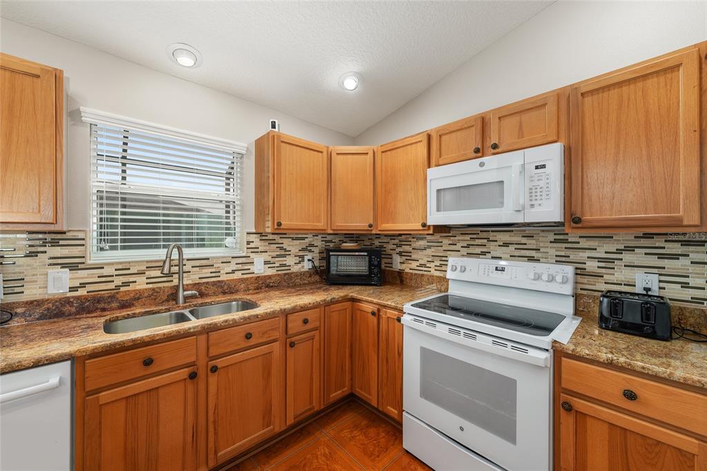 2446 Hopespring Loop The Villages, FL 32162 - Photo 17 of 53