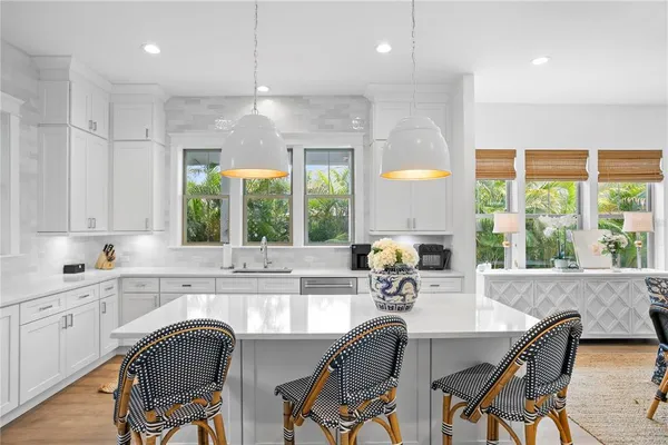 $995,000 | 1109 18th Avenue North, St. Petersburg, FL 33704