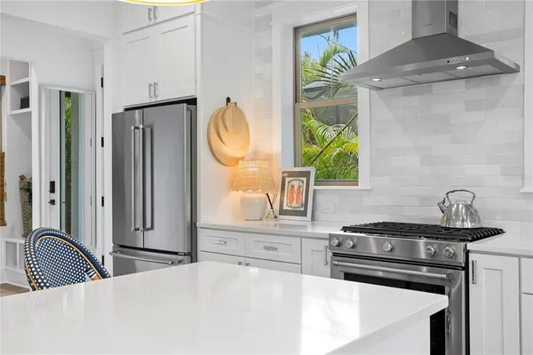 $995,000 | 1109 18th Avenue North, St. Petersburg, FL 33704