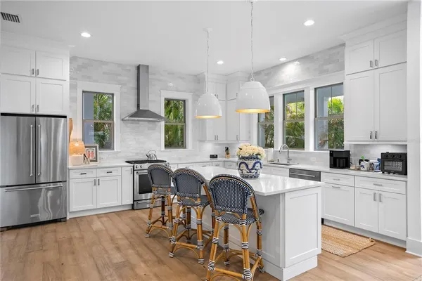 $995,000 | 1109 18th Avenue North, St. Petersburg, FL 33704