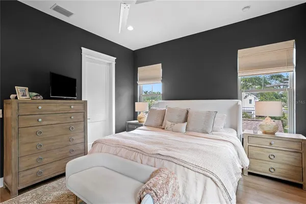 $995,000 | 1109 18th Avenue North, St. Petersburg, FL 33704