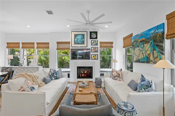 $995,000 | 1109 18th Avenue North, St. Petersburg, FL 33704