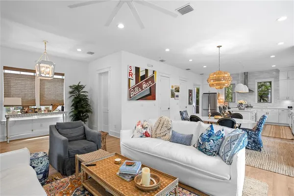 $995,000 | 1109 18th Avenue North, St. Petersburg, FL 33704