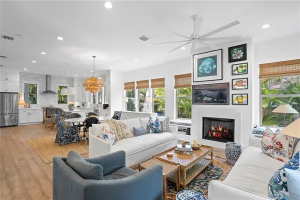 $995,000 | 1109 18th Avenue North, St. Petersburg, FL 33704