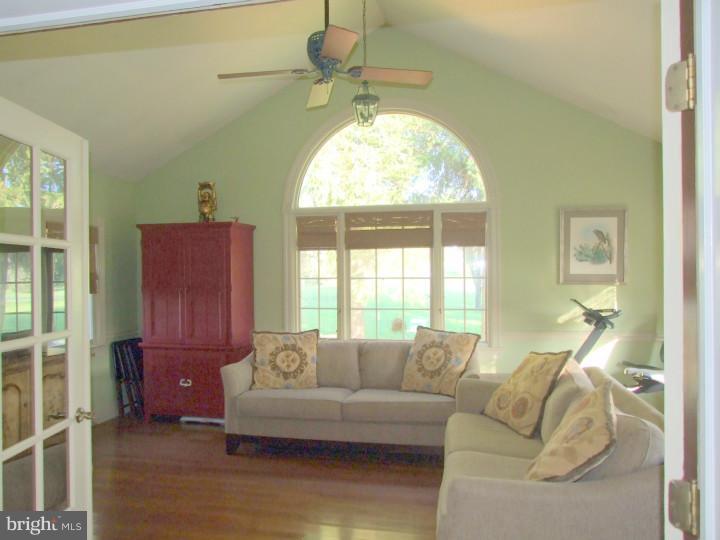 434 Media Road Oxford, PA 19363 - Photo 5 of 25 Gallery Image 5