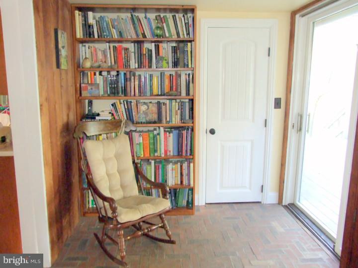 434 Media Road Oxford, PA 19363 - Photo 9 of 25 Gallery Image 9