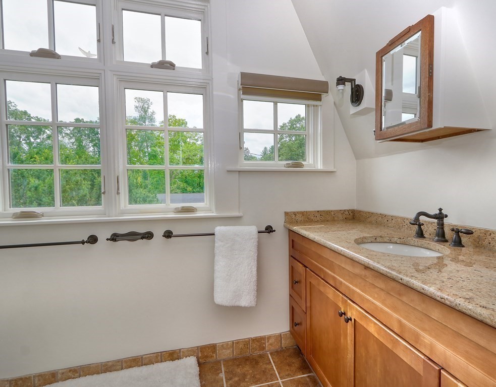 108 Concord Road Lincoln, MA 01773 - Photo 24 of 32 Gallery Image 24