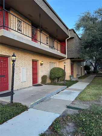 $175,000 | 4320 Bellaire Drive South, Unit 102W, Fort Worth, TX 76109