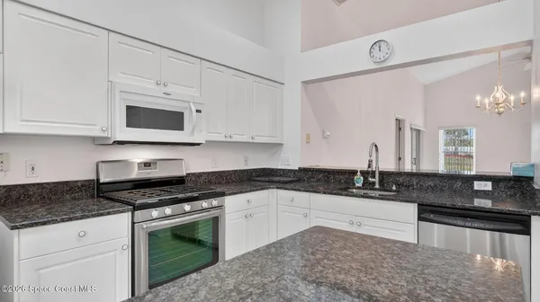 $294,900 | 934 Pine Creek Circle Northeast, Palm Bay, FL 32905