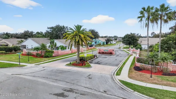 $294,900 | 934 Pine Creek Circle Northeast, Palm Bay, FL 32905