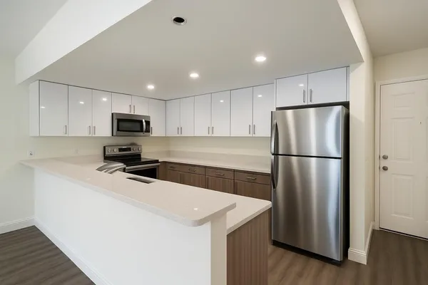 $2,160 | 18335 Northwest 68th Avenue, Unit 750318, Hialeah, FL 33015