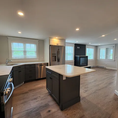 $2,350 | 1330 Lake Street, Unit 4, Bristol, NH 03222