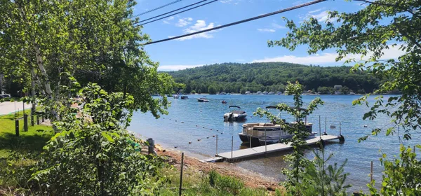 $2,350 | 1330 Lake Street, Unit 4, Bristol, NH 03222