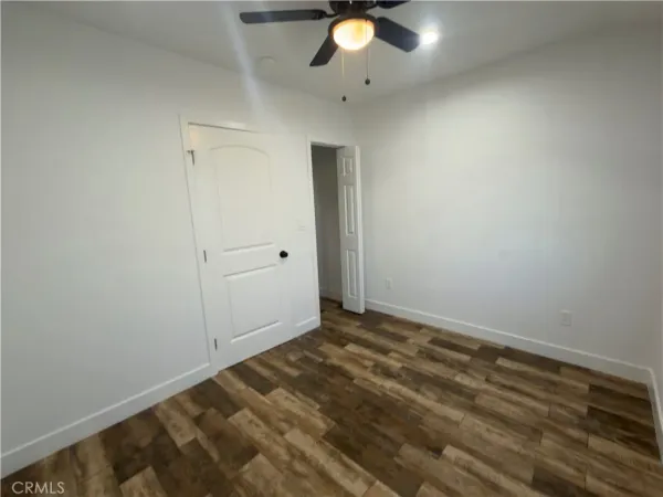 $2,100 | 521 West 78th Street, Los Angeles, CA 90044