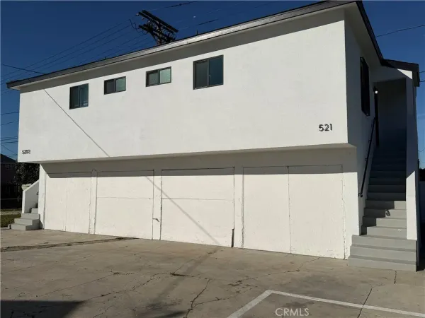 $2,100 | 521 West 78th Street, Los Angeles, CA 90044