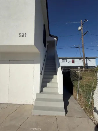 $2,100 | 521 West 78th Street, Los Angeles, CA 90044