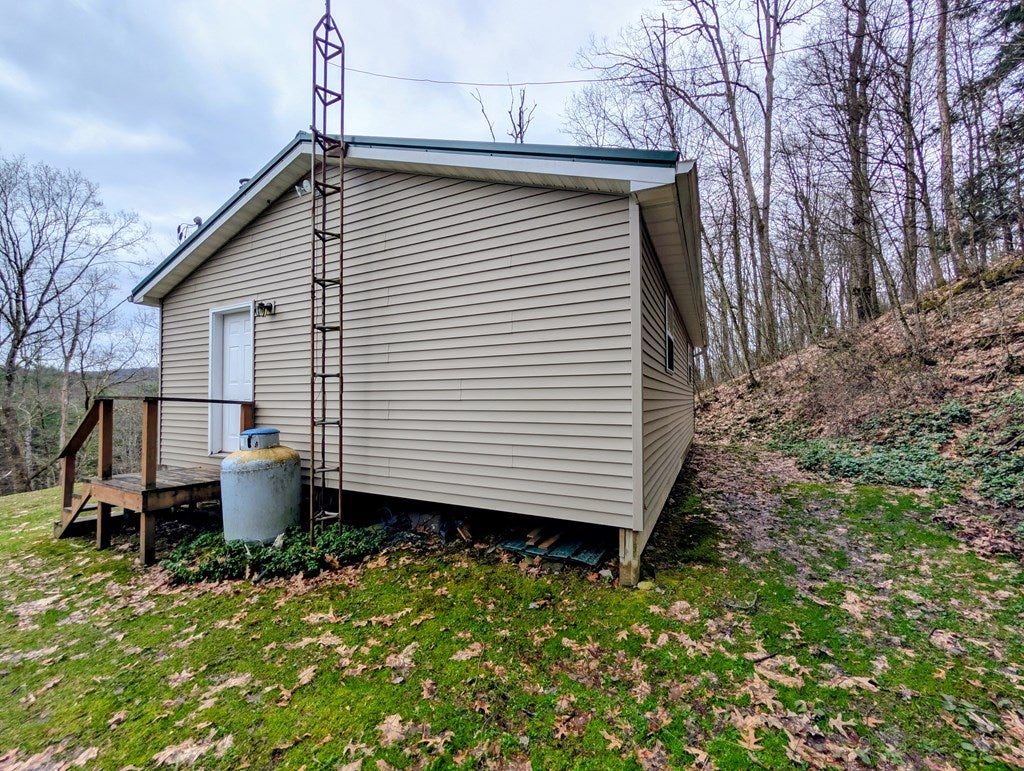2009 Economite Road East Tidioute, PA 16351 - Photo 4 of 16 Gallery Image 4