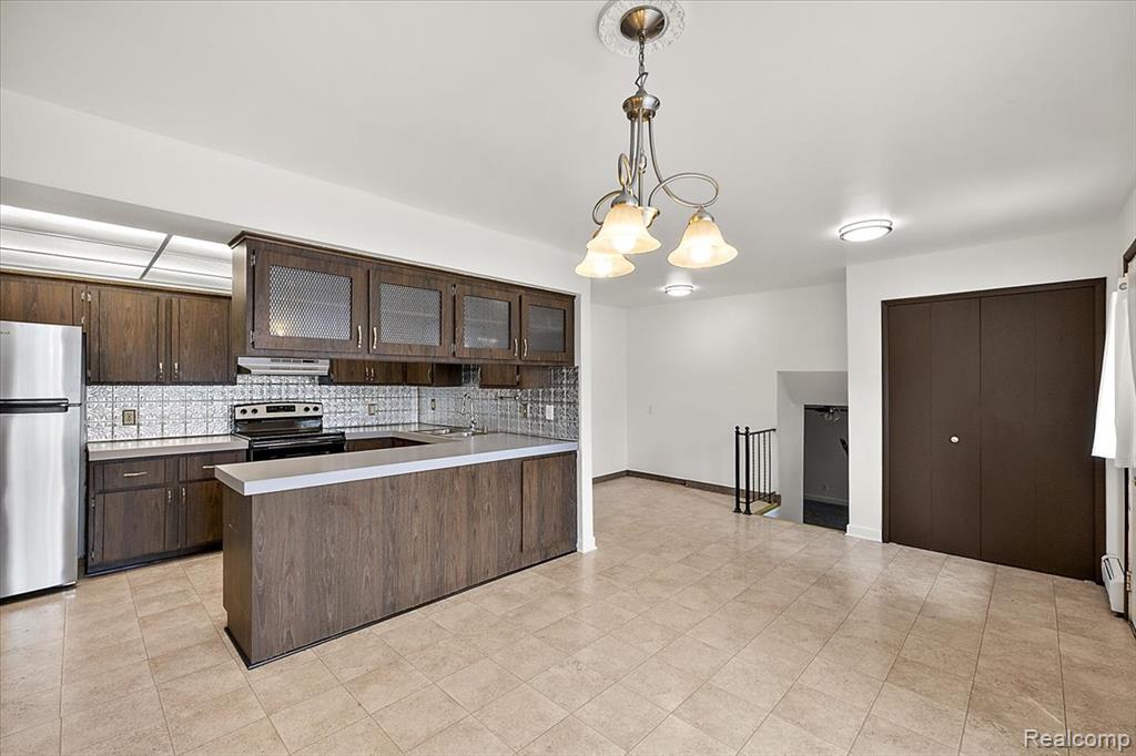 384 West Drahner Road, Unit C13 Oxford, MI 48371 - Photo 9 of 38