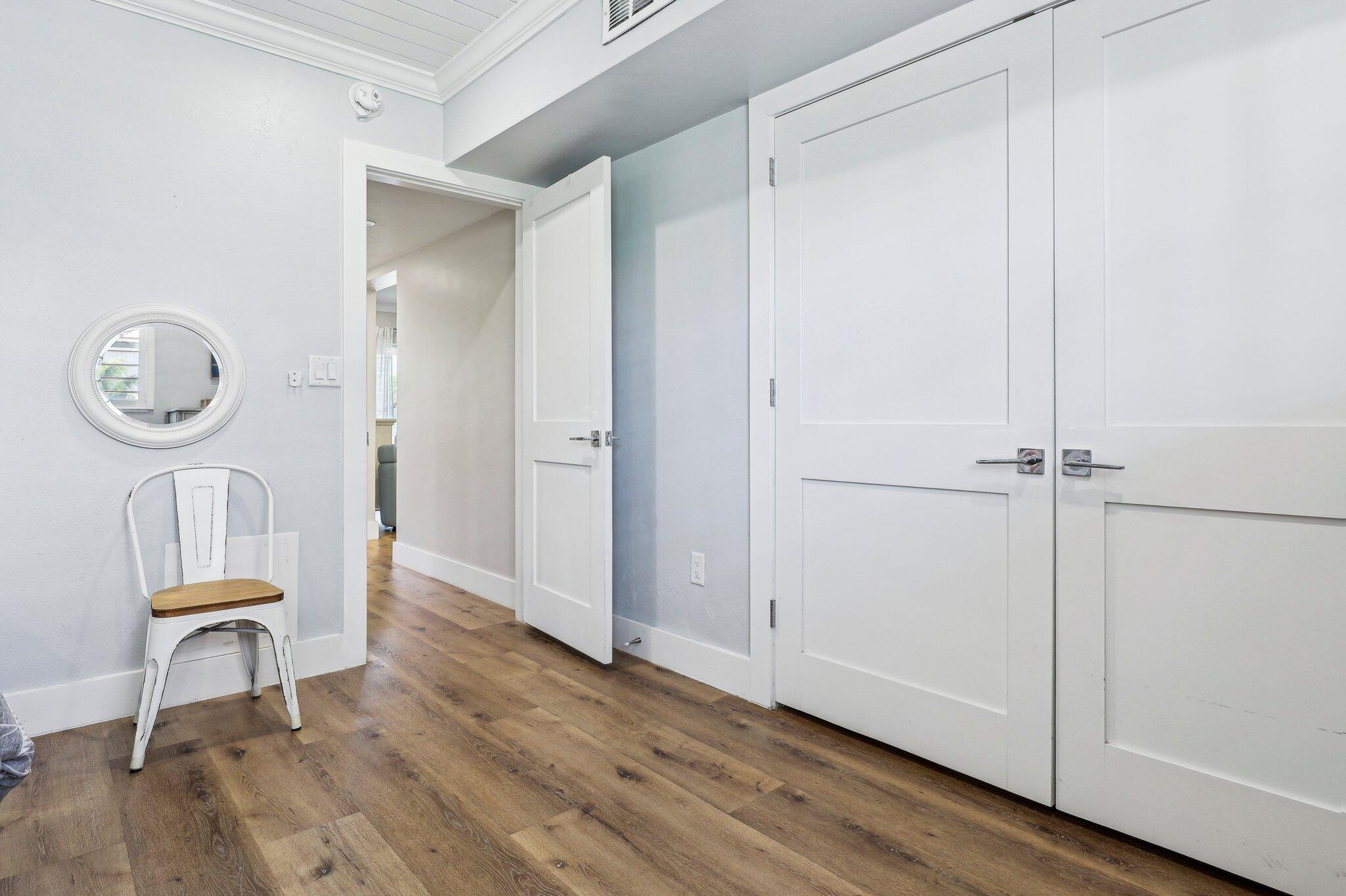 200 East Royal Palm Road, Unit 304 Boca Raton, FL 33432 - Photo 28 of 37 a view of a room with wooden floor table and chairs