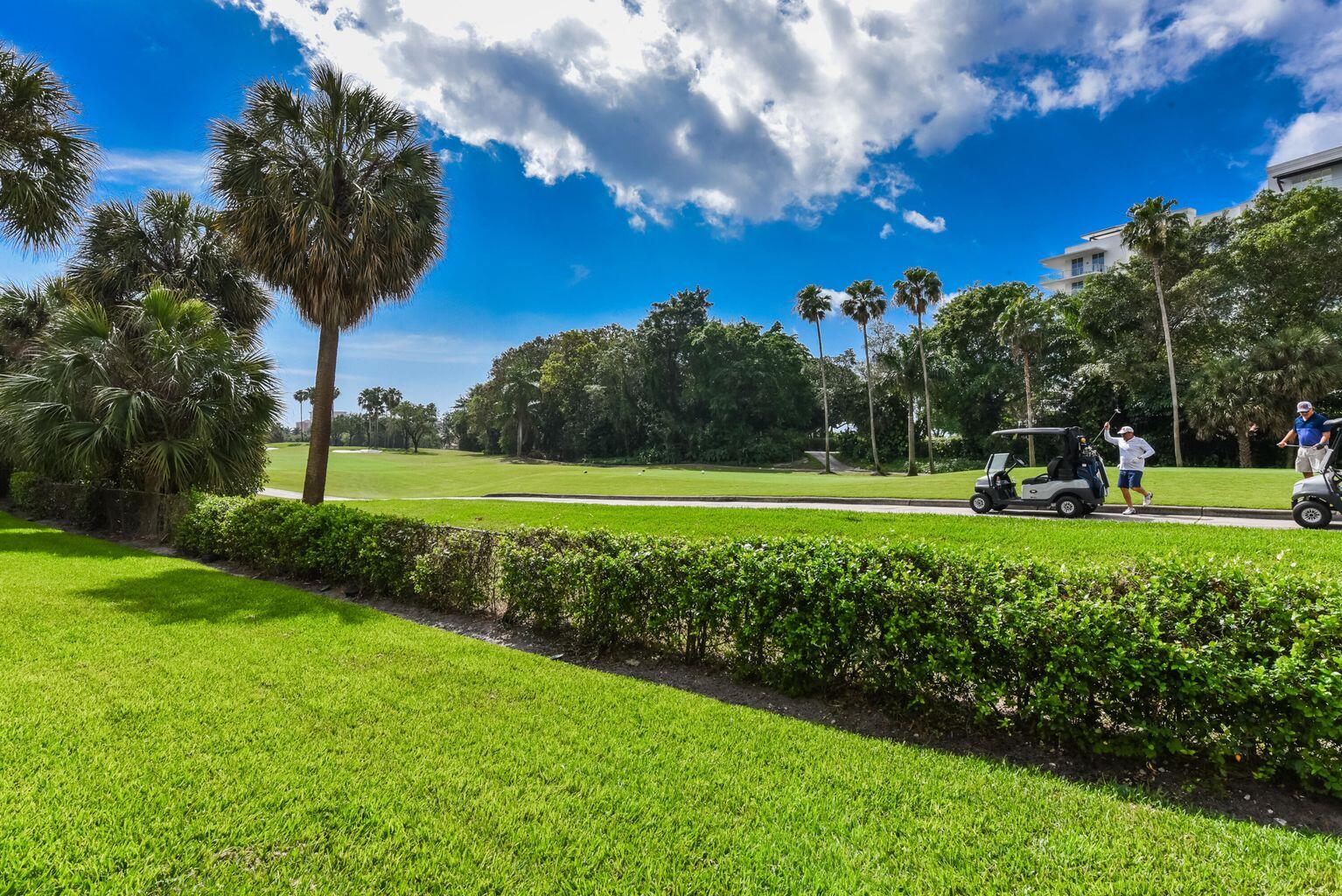 200 East Royal Palm Road, Unit 304 Boca Raton, FL 33432 - Photo 36 of 37 a view of a park