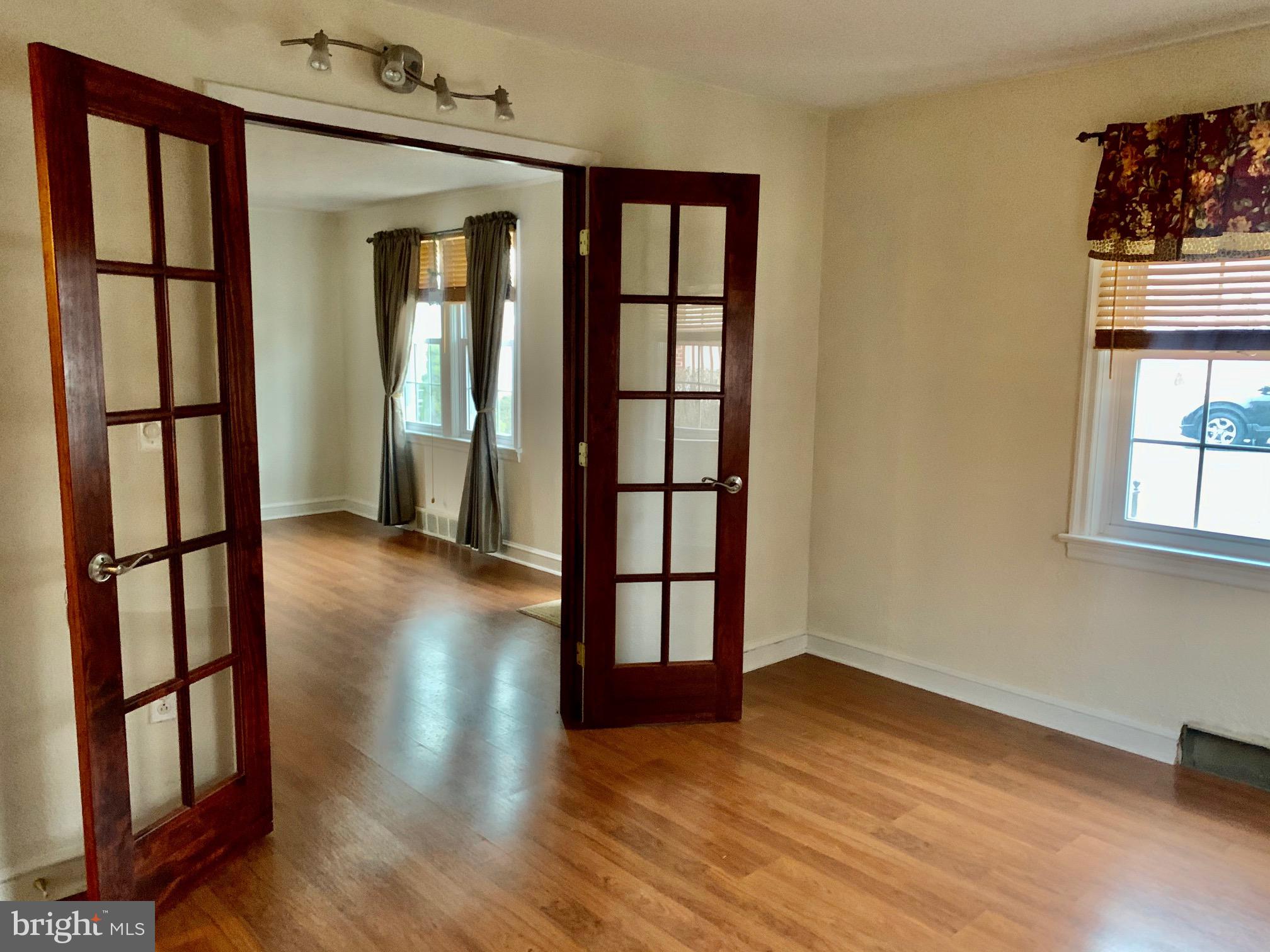 551 Hillcrest Road York, PA 17403 - Photo 13 of 34 Gallery Image 13