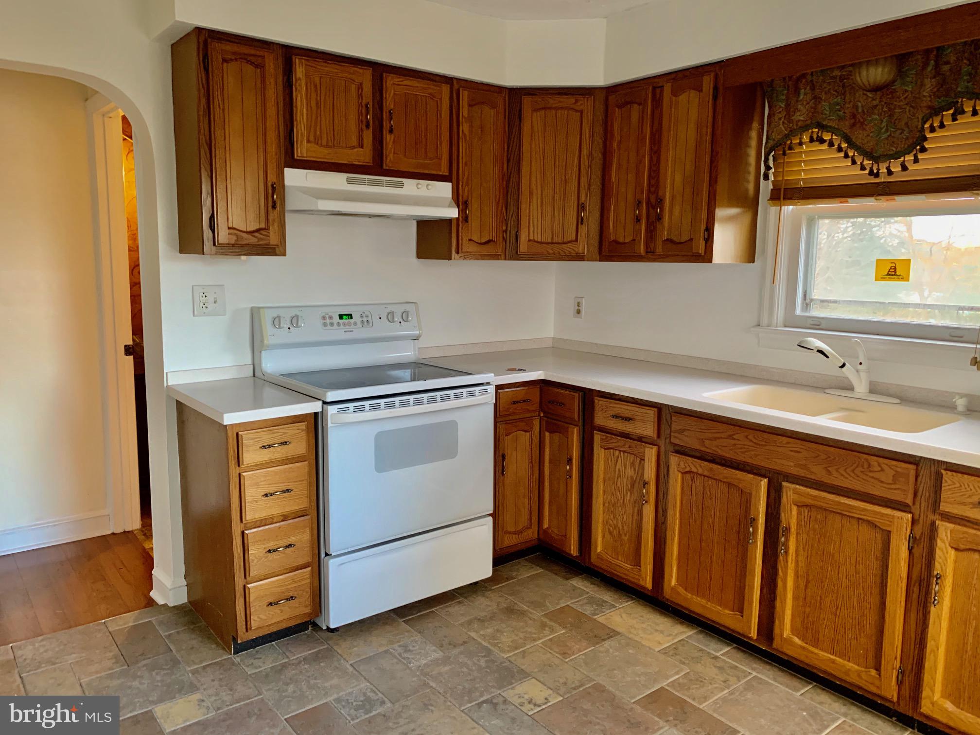 551 Hillcrest Road York, PA 17403 - Photo 22 of 34 Gallery Image 22