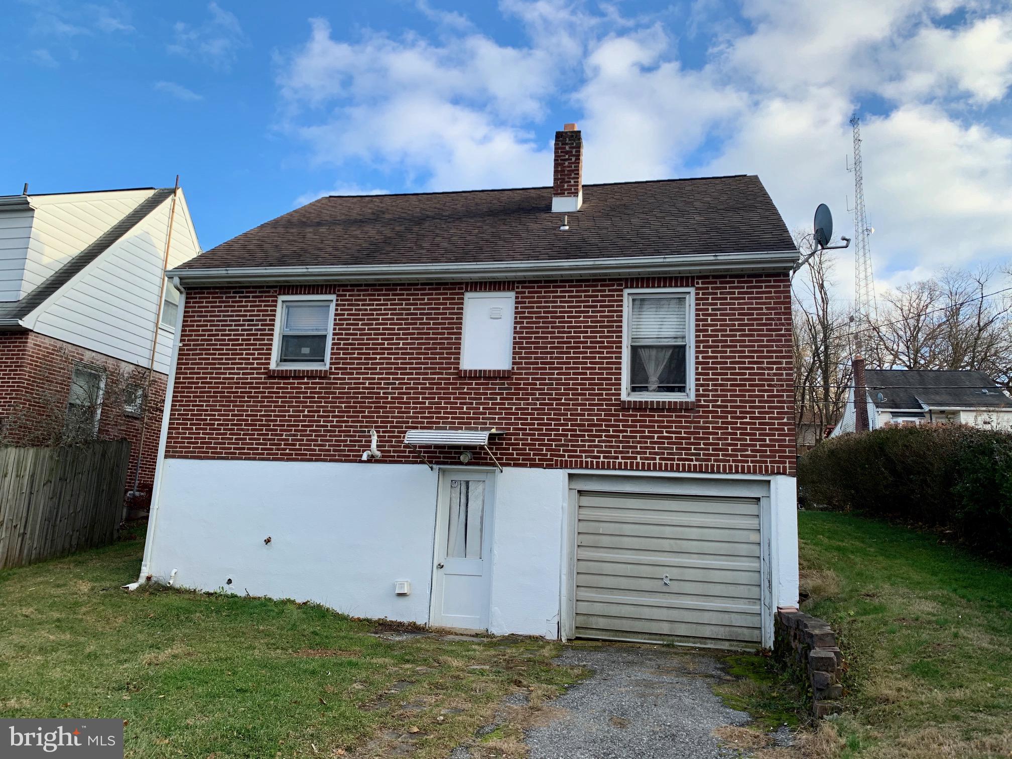 551 Hillcrest Road York, PA 17403 - Photo 6 of 34 Gallery Image 6