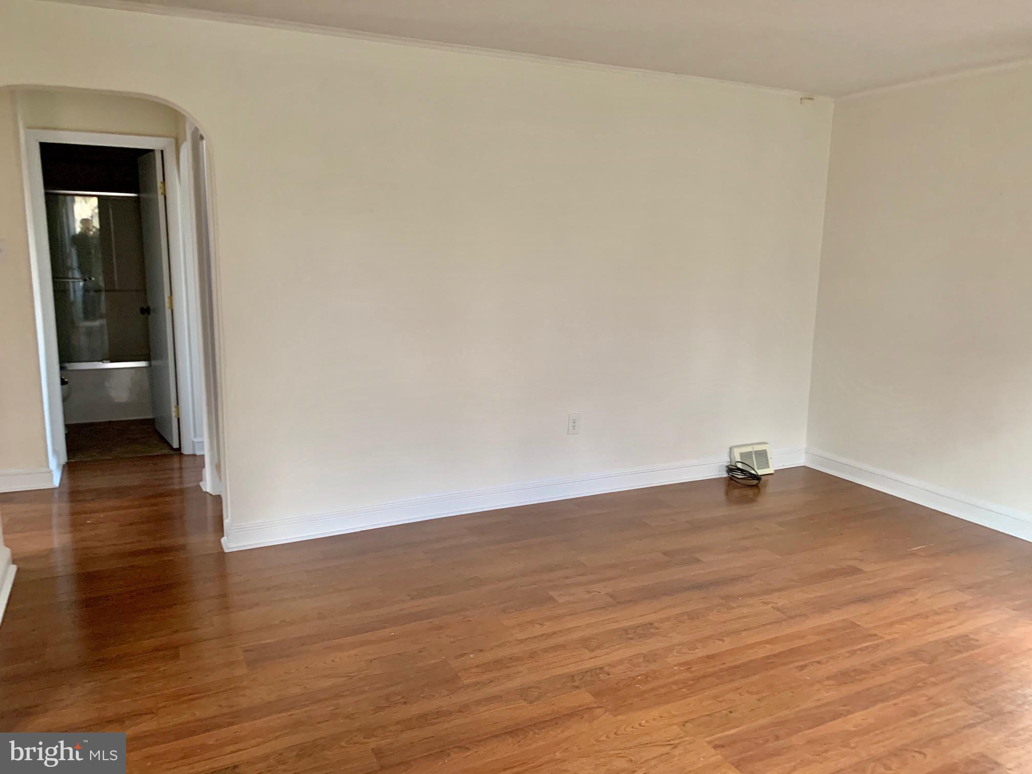 551 Hillcrest Road York, PA 17403 - Photo 10 of 34 Gallery Image 10
