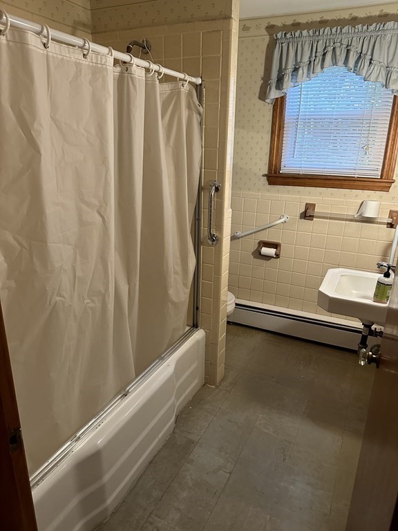 18 Dalphen Road Shrewsbury, MA 01545 - Photo 6 of 12 Gallery Image 6