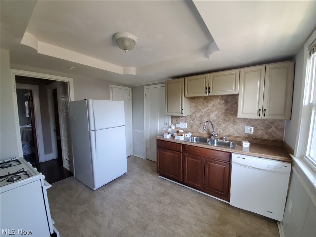 1632 Eddington Road Cleveland, OH 44118 - Photo 13 of 14 Gallery Image 13