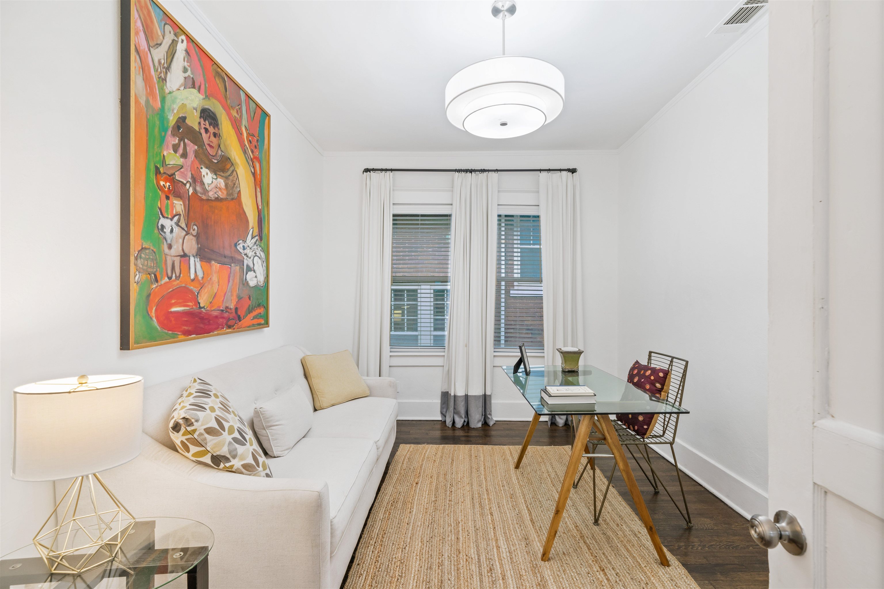 1701 Autumn, Unit 2 Memphis, TN 38112 - Photo 12 of 16 a living room with furniture and a window
