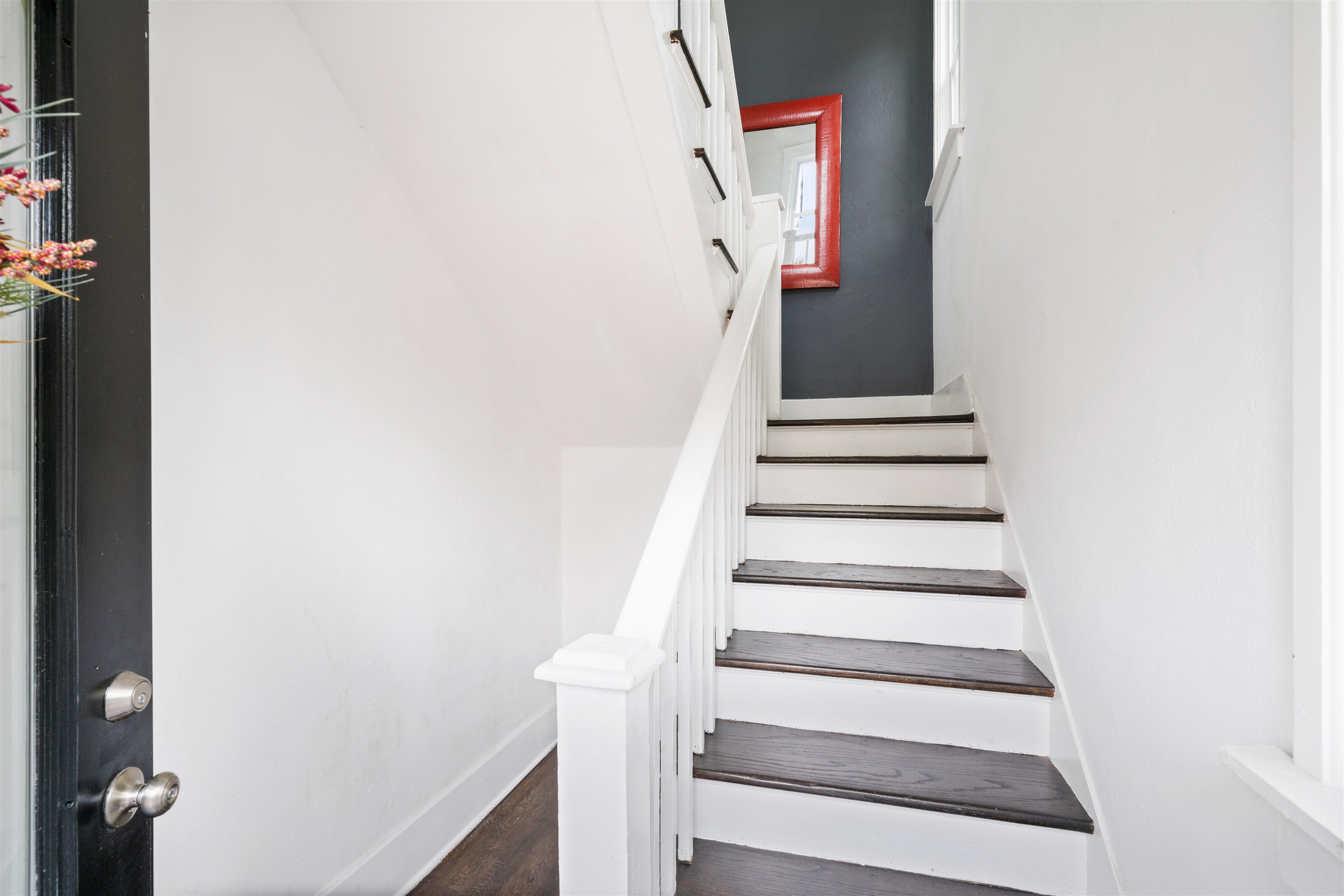 1701 Autumn, Unit 2 Memphis, TN 38112 - Photo 3 of 16 a view of entryway