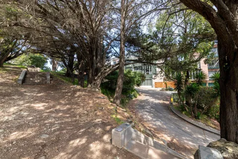 $599,000 | 875 Vermont Street, Unit 204, San Francisco, CA 94107