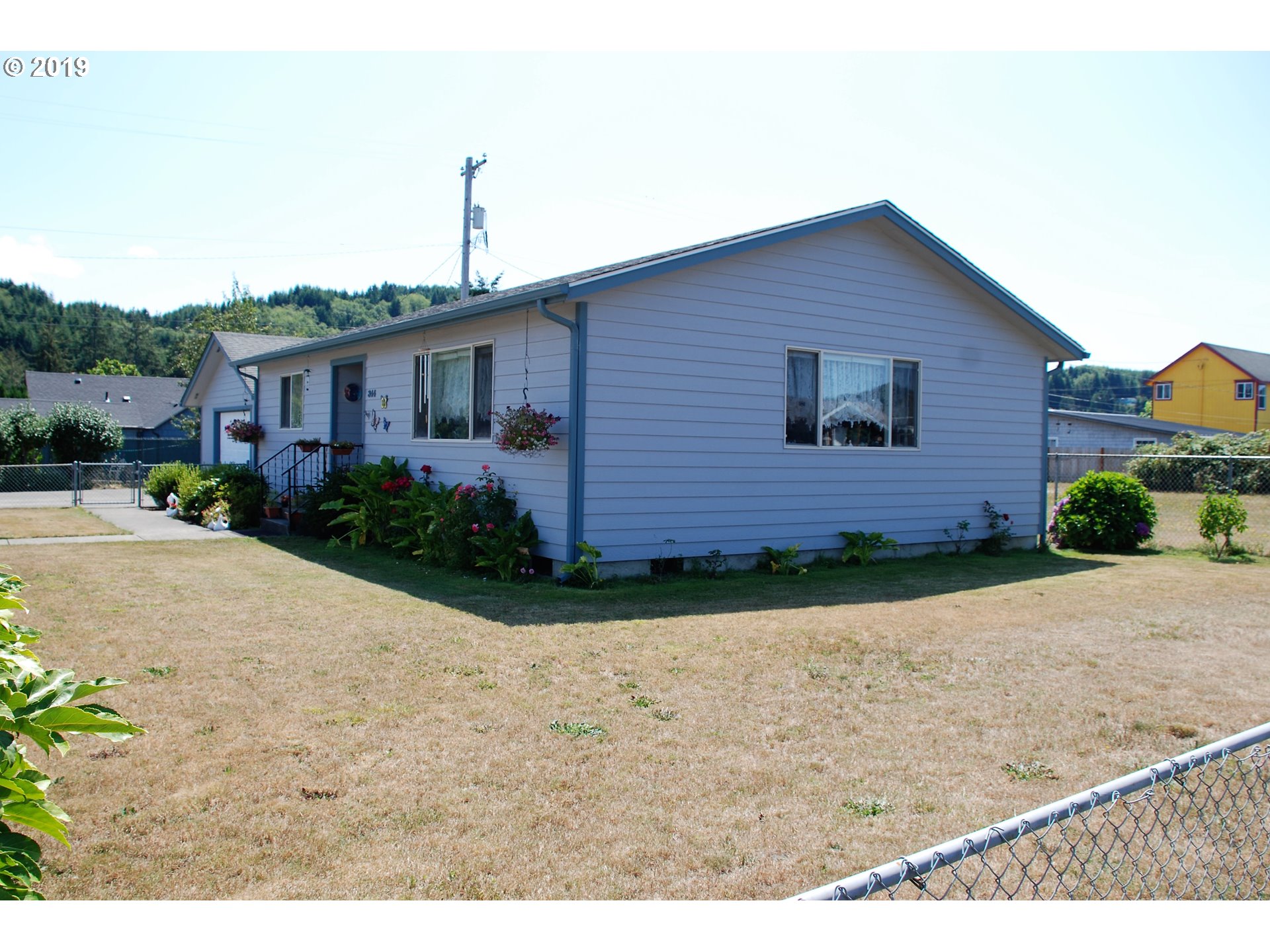 344 South 19th Street Reedsport, OR 97467 - Photo 3 of 13 Gallery Image 3