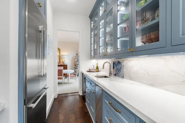 $1,200,000 | 27530 Robillard Springs Lane, Katy, TX 77494